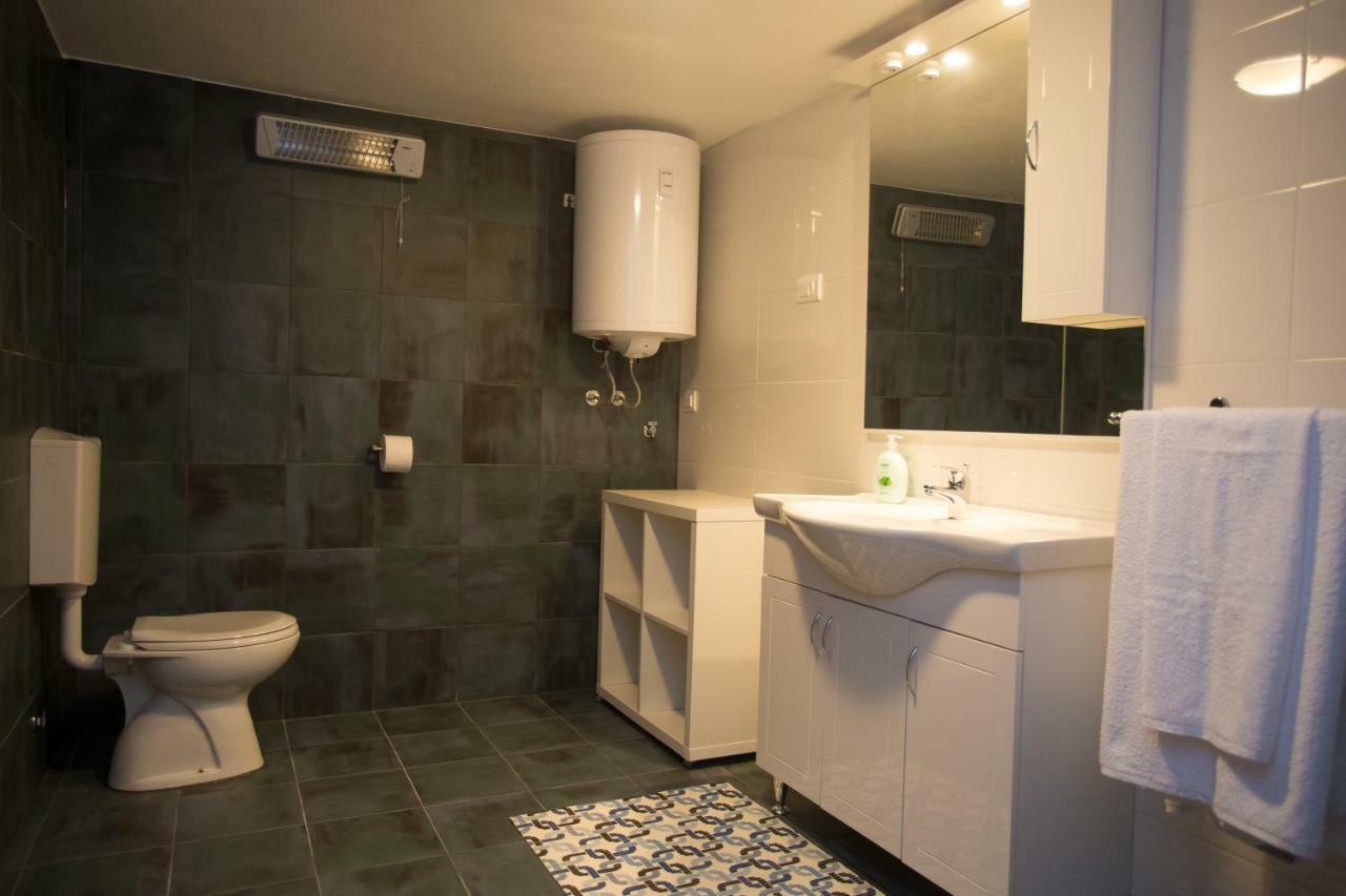 Apartman Girasol Pula Apartment ภายนอก รูปภาพ